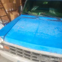 راننده با نیسان در اختیار