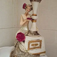 مجسمه جا شمعی پلی استر . قیمت ۲۵۰ هزار