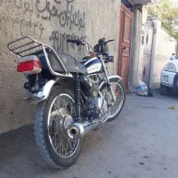 موتور ۱۲۵ پرواز