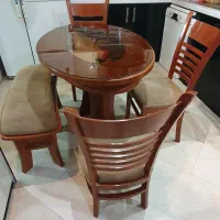 میز و صندلی