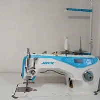 یک چرخ خیاطی مدل جک