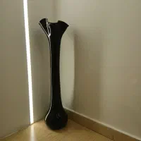 گلدان بزرگ مشکی|صنایع دستی و سایر لوازم تزئینی|رشت, فلسطین|دیوار