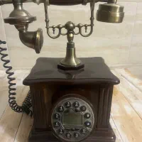 تلفن رومیزی طرح قدیم