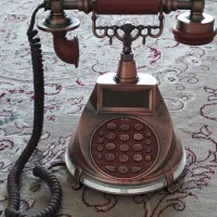 تلفن سلطنتی رومیزی