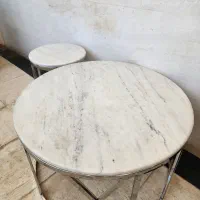 میز و گلمیز