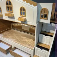 تخت خواب نوجوان دو طبقه مدل کلبه