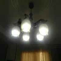 لوستر وآباژور ایستاده