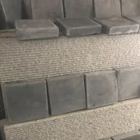 کارگر ساده کارگاه تولید سنگ مصنوعی