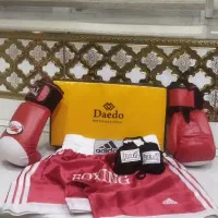 دستکش بوکس ،و لوازم همش نو بی استفاده نصف قیمت ،