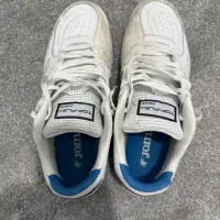 کفش فوتسالی جوما|کیف، کفش، کمربند|صدرا-فارس, فاز ۱|دیوار