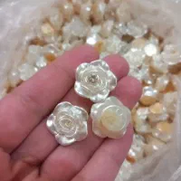 گل سر صنایع دستی‌دندونی‌‌یادبود