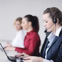 استخدام ادمین پشتیبانی سایت و شبکه‌های اجتماعی