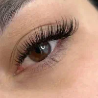 خدمات اکستنشن مژه، کاشت ناخن۲۰۰