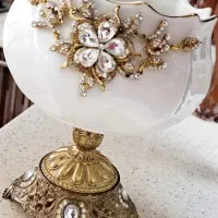 شکلات خوری پایه دار بزنج