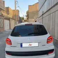 207 دنده ای 1402|خودرو سواری و وانت|اراک, |دیوار