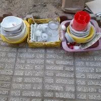 مقداری ظرف مخصوص خونه باغ