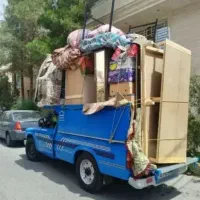 کارگر حمل اساس خونه