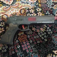 تفنگ اسباب بازی