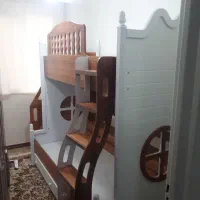 تخت  دو طبقه. چوبی