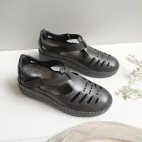 کفش طبی زنانه