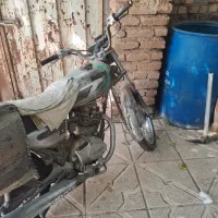 موتورسیکلت فروشی