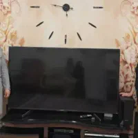 زیر تلوزیون تر وتمیز