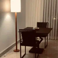 آباژور، آباژور ایستاده ، آباژور کنار سالنی ۱۰