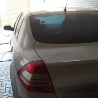 مگان ۲۰۰۸ وارداتی|خودرو سواری و وانت|اصفهان, درب کوشک|دیوار