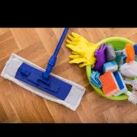 به یک نیروی خانم برای نظافت