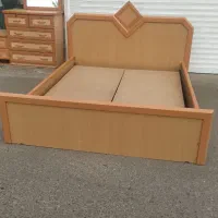 تخت با تشک (سرویس خواب) / تخت دو نفره/|تخت و سرویس خواب|رشت, خرسندی|دیوار