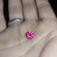 سنگ یاقوت سرخ