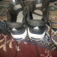 کتونی اکومنت و فوتبال دستی