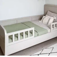 دوعدد تخت کودک ونوجوان