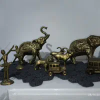 مجسمه برنجی