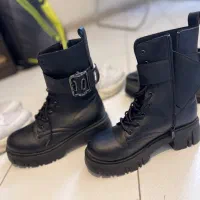 نیم بوت کاملا نو سایز ۳۹