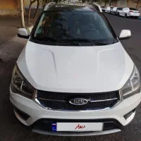 یک دستگاه خودرو ام وی ام x22