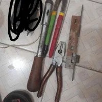 چندتا چاقو|کلکسیون اشیاء عتیقه|قم, قلعه کامکار|دیوار
