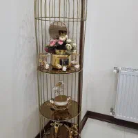 قفس تزیینی طلایی ایستاده