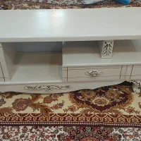 میز TV در حد نو.|میز تلویزیون|بیجار, |دیوار