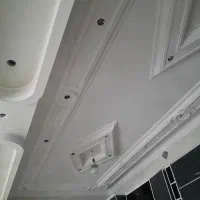 نقاشی  ساختمان و درب  پنجره و کناف