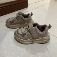 کتونی وارداتی بچه‌گانه