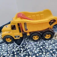 کامیون اسباب بازی