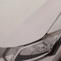 چراغ جلو سمت راننده ماشین ساینا