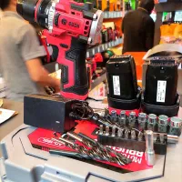 دریل شارژی 18 ولت ادن ادون براشلس 2باطری بالوازم|ماشین‌آلات صنعتی|مشهد, کوی پلیس|دیوار