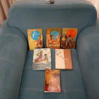 تعدادی کتاب قدیمی