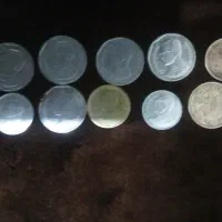 تعدادی سکهای قدیمی وجدید باچند اسکناس|کلکسیون سکه، تمبر، اسکناس|ملایر, |دیوار