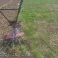 شخم زدن زمین زعفران با تیلر|خدمات باغبانی و درختکاری|سبزوار, قصبه شرقی|دیوار