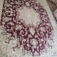 فرش ۱۲ متری یه کوچولو سوختی گوشه داره