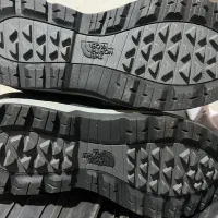 بوت کوهنوردی|کیف، کفش، کمربند|ری, فیروزآبادی|دیوار