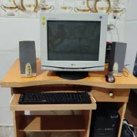 میز کامپیوتر